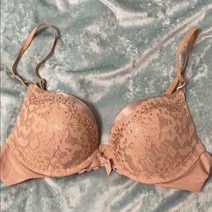 Victoria Secret Bombshell Plunge Bra